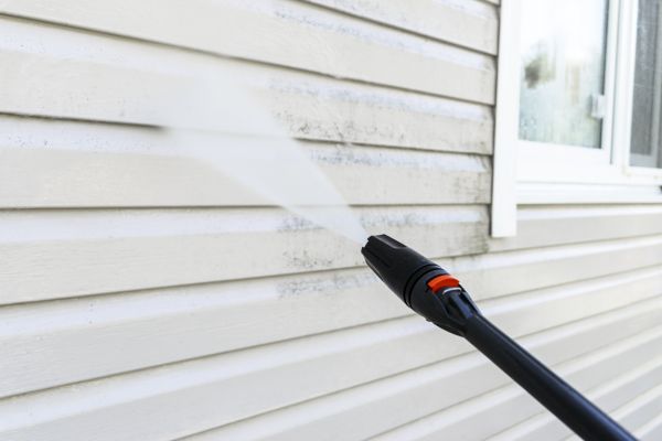 Siding Power Washing in Slidell