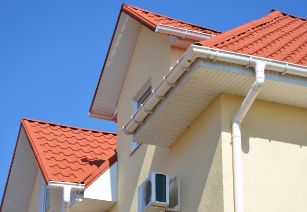 Soffit Cleaning in Slidell