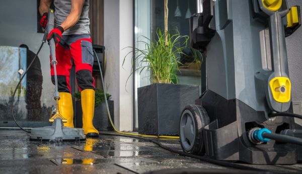 Commercial Pressure Cleaning in Slidell