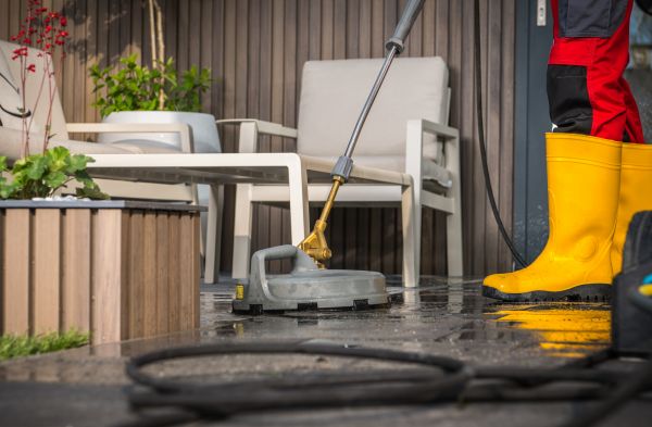 Townhouse Patio Cleaning in Slidell