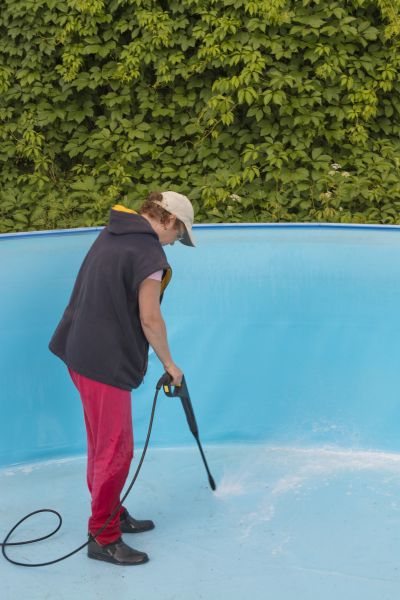 Pool Pressure Washing in Slidell